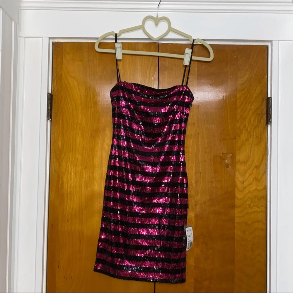 New Forever 21 Sequin Bling Dress Small